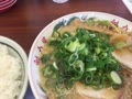 今日のお昼ごはん。「ラーメン定食」です。